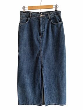 St. John's Bay 90’s Blue Denim Front Slit Maxi Skirt Size 8 Modest Clean Girl